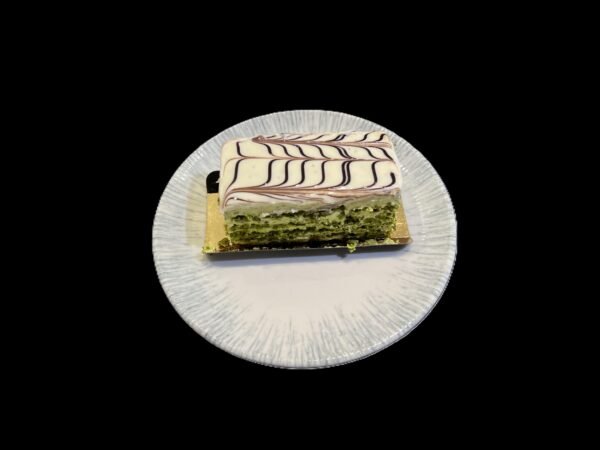 Gluten Free Pistachio Cream Cake